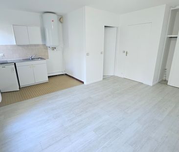 Location Appartement 1 pièce 26m² FONTAINEBLEAU 77300 - Photo 5