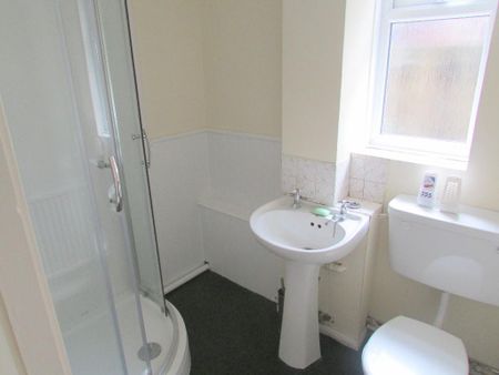 Gerrard Avenue, Warrington, Cheshire, WA5 - Photo 4