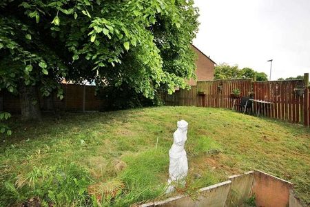Orme Close, Manchester, M11 - Photo 2