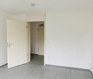 Helle 2-Zimmer-Wohnung ab sofort frei - Anmietung nur mit Wohnberechtigungsschein nach §88d - Photo 4