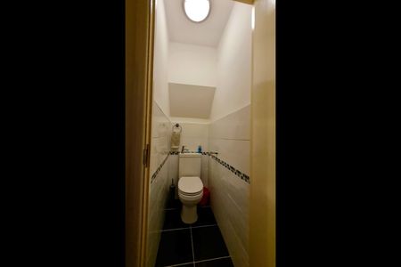 3 Bed Semi-Detached House, Ley Street, IG2 - Photo 5