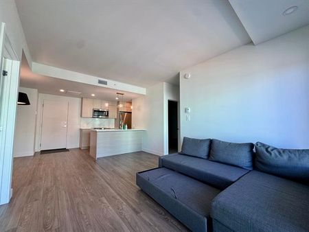 285 Boul. Hymus - Photo 3