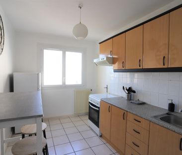 Location Appartement 4 pièces 74m² - Photo 6