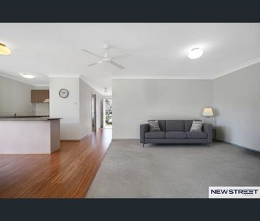 28 Civic Avenue, Caves Beach, NSW 2281 - Photo 6