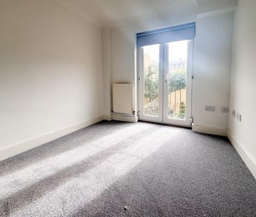 2 bedroom ground floor flat to rent - Photo 5
