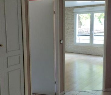 Appartement 2 pièces 48m2 REIMS 715 euros - Photo 2