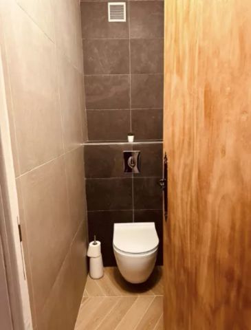 STUDIO refait à neuf de 26m² - Piscine - Tennis - Parking - Photo 4