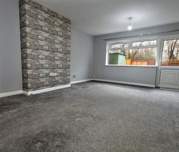 4 bedroom terraced house to rent - Photo 1