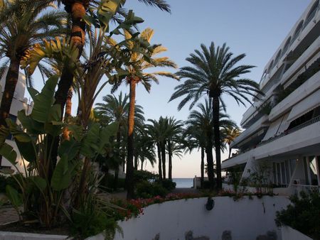3 bedroom luxury Apartment for rent in Río verde, Marbella, Malaga, Andalusia - Photo 4
