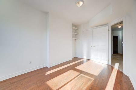 For Lease - 1238 St Clair Avenue Unit# 3, Toronto, Ontario - Photo 4