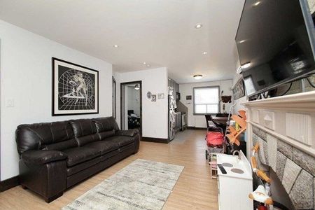 For Lease - 2286 Dufferin Street Unit# Main, Toronto, Ontario - Photo 3