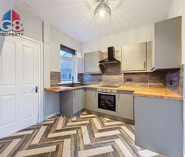 2 bedroom terraced house to rent - Photo 4