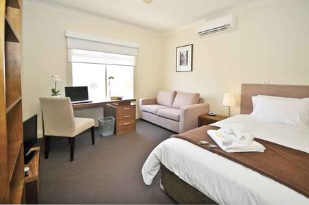 Room 11 (Non Ensuite) - Photo 4
