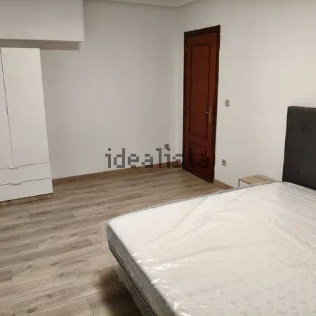 Alquiler de estudio en Calle San Miguel, 4 - Photo 1