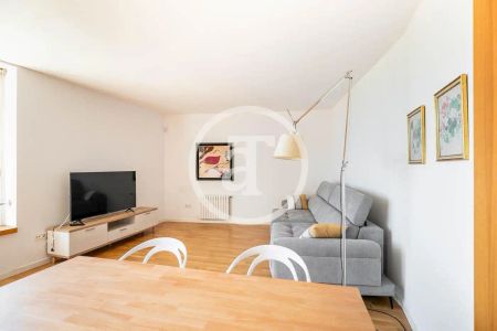 Piso de alquiler en Plaça de Tirant Lo Blanc, La Vila Olímpica del Poblenou - Photo 3