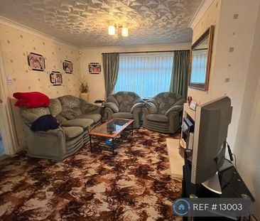 3 bedroom terraced house to rent - Photo 2