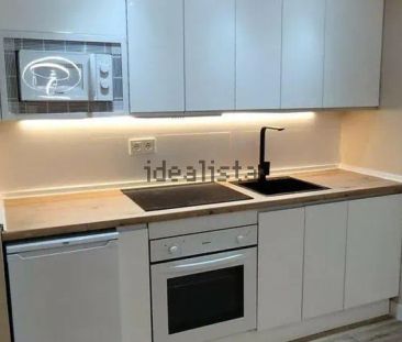 Alquiler de piso en Avenida Generalife - Photo 3