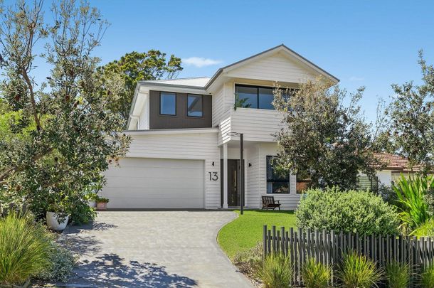 Collaroy Plateau, 13 Perrey Street - Photo 1