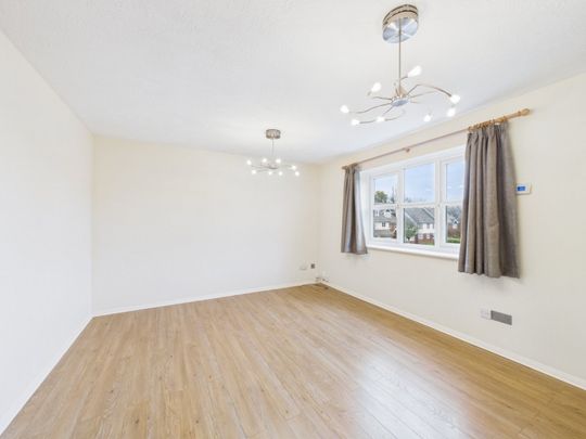 Derwent Close, Amersham, Buckinghamshire,HP7 - Photo 1