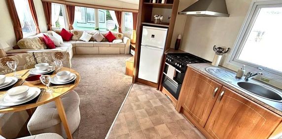 2 bedroom park home to rent - Photo 2