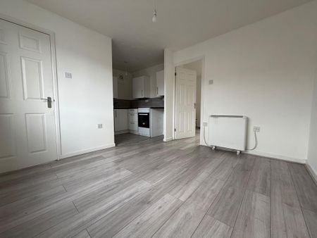 1 bedroom ground floor maisonette to rent - Photo 2