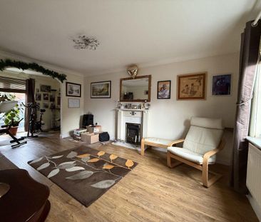 4 bedroom detached house to rent - Photo 1