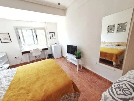 Carrer Mestre Valls, Valencia, Valencian Community 46022 - Photo 2