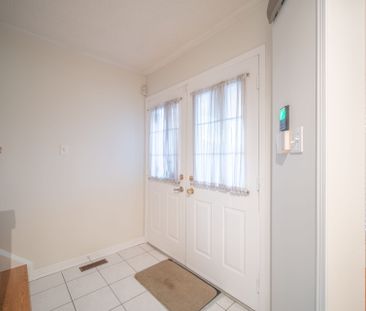 For Lease - 3850 Cedar Hedge Rise, Mississauga, Ontario - Photo 4