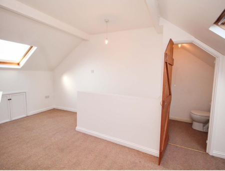 3 bedroom property to rent - Photo 4