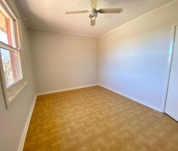 To register & apply for this property, please use this link: https:... - Photo 1