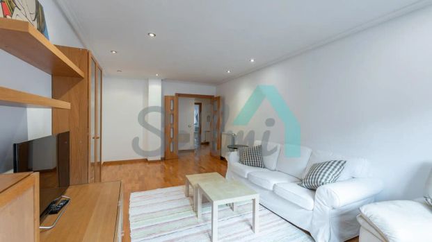 Piso de alquiler en Juan Uría Riu, El Carbayedo - El Quirinal - Photo 1