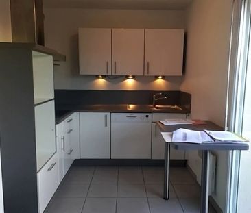 Location Appartement 4 pièces 80m² LA BALME DE SILLINGY 74330 - Photo 3