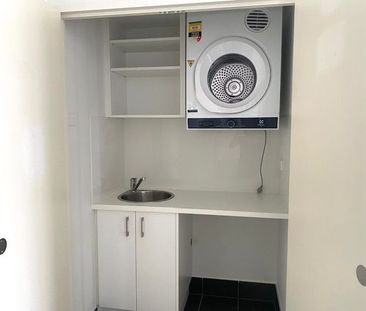 Modern Low Maintenance Lifestyle - Photo 1