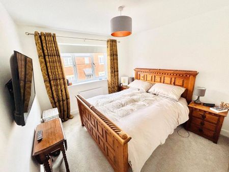 3 bedroom detached house to rent - Photo 5