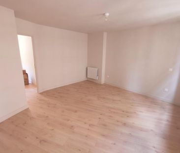 Location Appartement 2 pièces 50m² AVIGNON 84000 - Photo 1