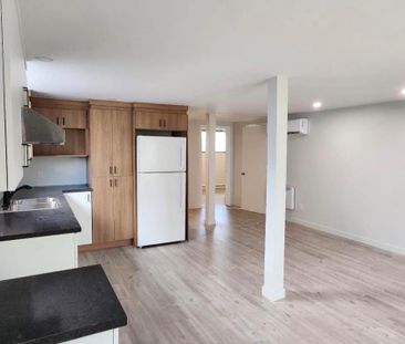 Beau 4 1/2 - 237 rue Champlain app #1 - Photo 1