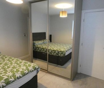 4 bedroom detached house to rent - Photo 5
