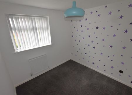 Madeira Croft, Chapelfields, Coventry - Photo 4