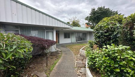 132 Mountain Road, Epsom - Photo 5