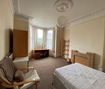 2 bedroom ground floor flat to rent - Photo 5