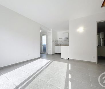 Location Appartement 2 pièces 38m² ST ANDRE LES VERGERS 10120 - Photo 3