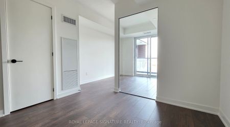 5 Lakeview Avenue N #322 , - Photo 2