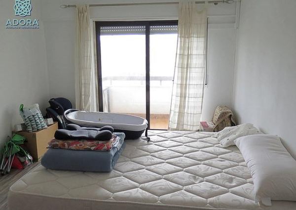 Apartamento T3 em Lisboa