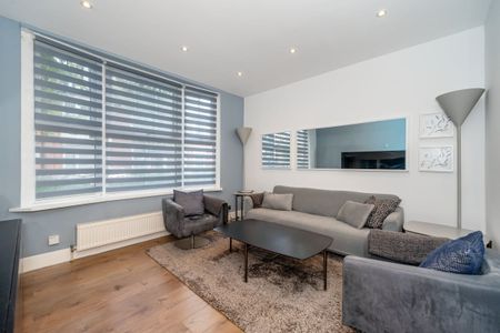 3 bedroom flat to rent - Photo 5