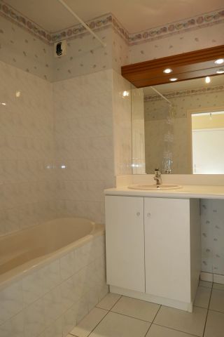 Location Appartement 3 pièces 66m² ST BRIEUC 22000 - Photo 2