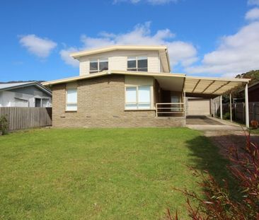 Renovated family home - Photo 6