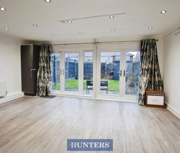 3 bedroom end of terrace house to rent - Photo 3