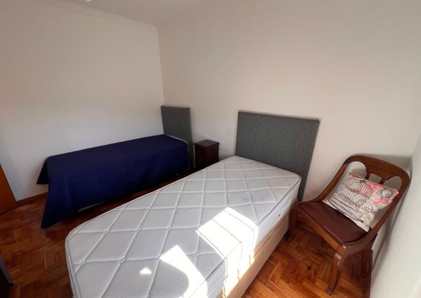 Moradia T2 com Quintal em São Domingos de Rana