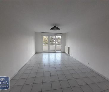 Location Appartement 3 pièces 70m² ST MARTIN D HERES 38400 - Photo 1