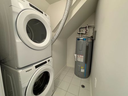 For Lease - 1680 Victoria Park Avenue Unit# B216, Toronto, Ontario - Photo 2